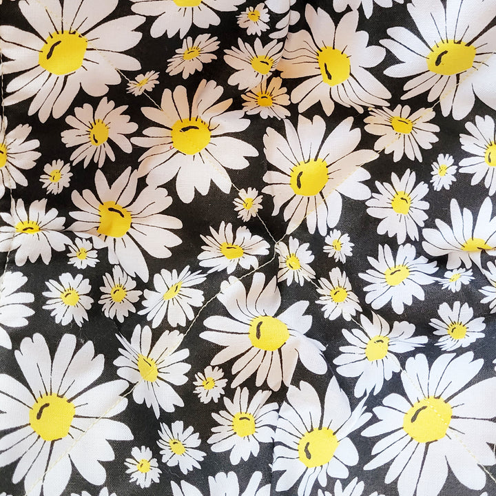 Daisy Bold Yellow Centers Microwave Bowl Cozy Potholder Fabric Sample