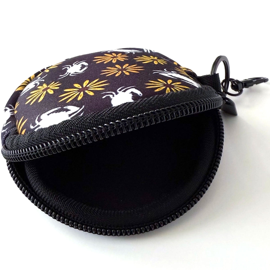 Maryland Black Eyed Susan Flower &amp; Crab Black Coin Purse