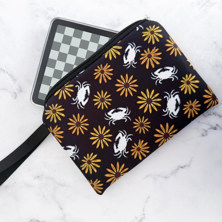 Maryland Black Eyed Susan Flower &amp; Crab Black Travel Bag