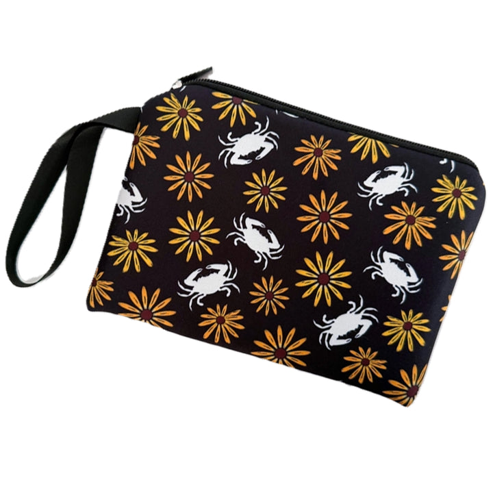 Maryland Black Eyed Susan Flower &amp; Crab Black Travel Bag