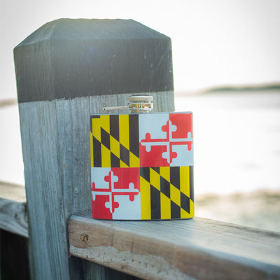 Maryland Flag Flask Scene